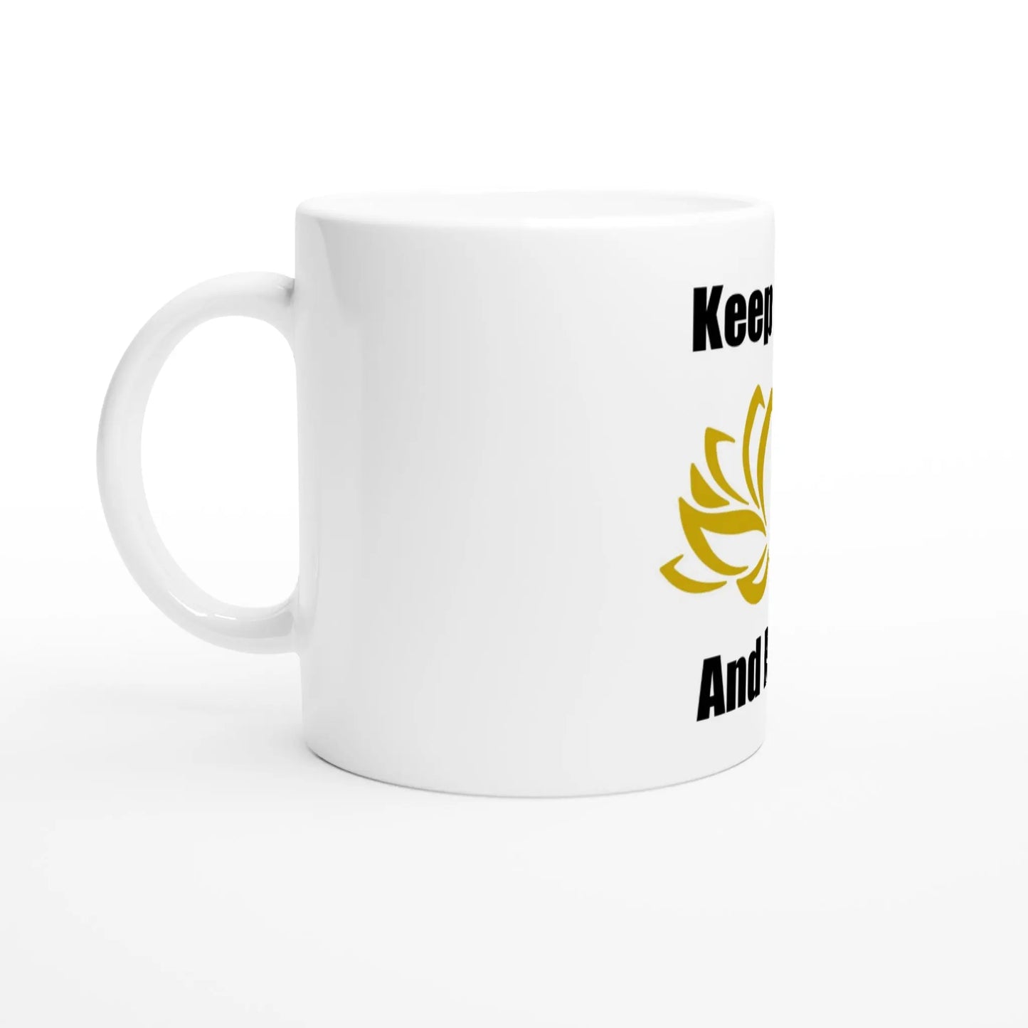 Keramiktasse mit Motiv goldfarbene Lotusblüte Logo MFunke Shop Keep calm and relax